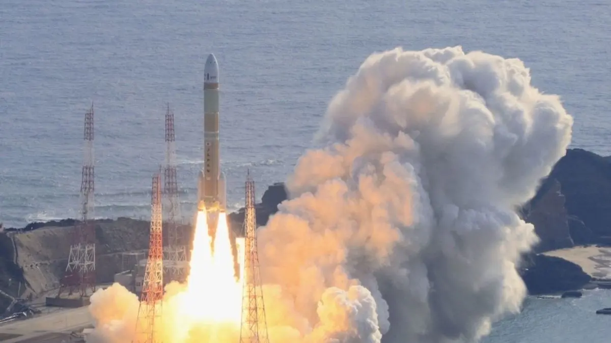 Roket andalan Jepang, H3, meluncur dari Pusat Antariksa Tanegashima di Prefektur Kagoshima, Jepang. (Foto: Kyodo News / Antara News)
