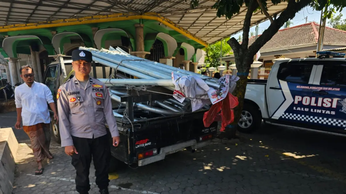 Kendaraan yang terlibat kecelakaan diamankan