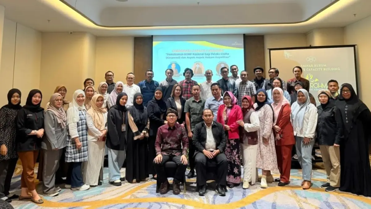 PEMATERI: Abdul Rohman, SH., MH., CIRP., CTA., CPLA, founder Abdul Rohman & Associates Law Office dalam kegiatan Coarporate Capacity Building.