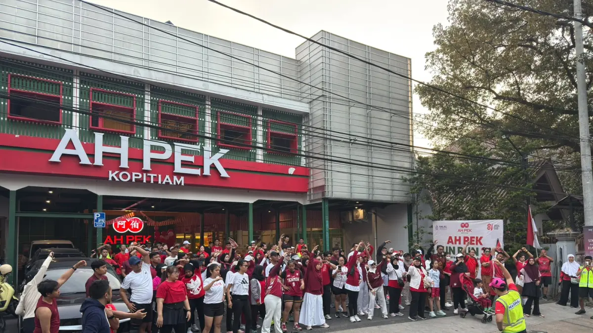 SERU: AH PEK FUN RUN 3K dengan tema Lari Bareng, Merdeka Bareng yang digelar, Minggu (16/8).