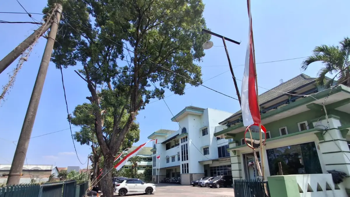 Bangunan Asrama STIKes Kendedes. (Nabila Amelia/Radar Malang)