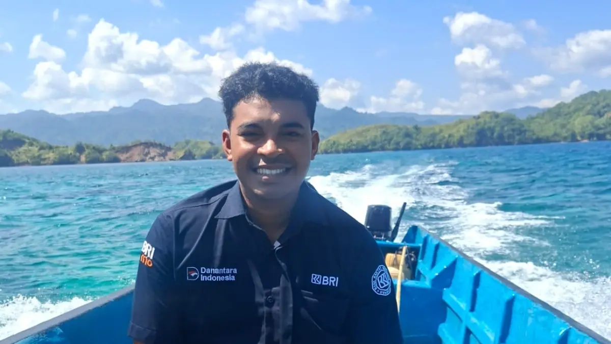 Menembus Ombak, Mantri BRI Hadirkan Layanan Perbankan di Kepulauan Maluku Utara