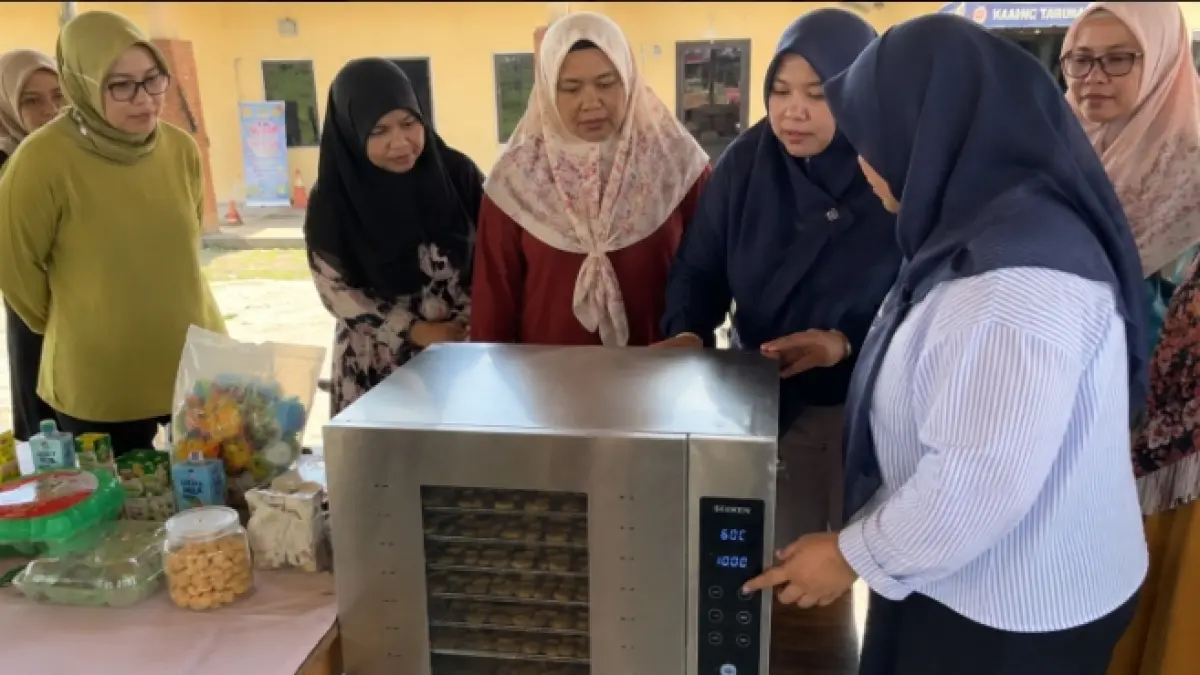 TEPAT GUNA: Pengolahan hingga praktik pembuatan SOYROBITE.&nbsp;