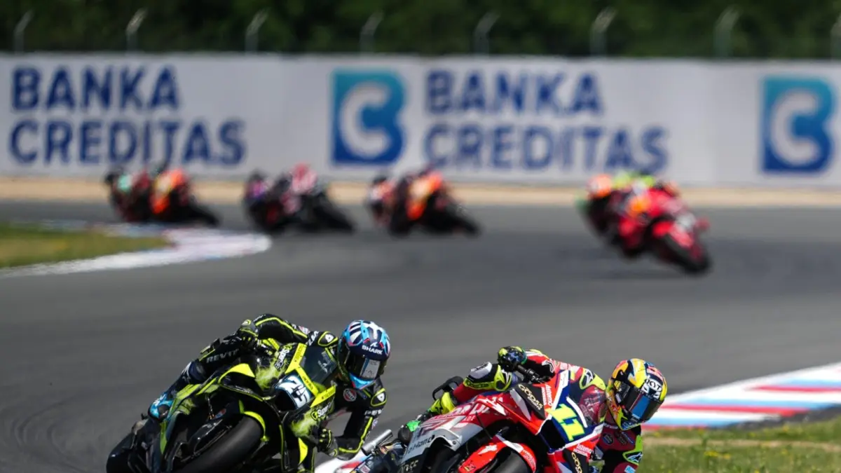 Diogo Moreira saat berlaga di MotoGP. Foto: LCR Honda MotoGP Team. Sumber: https://grandepremio.com/en/motogp/netflix-prepares-motogp-heist-film-with-fast-furious-writer/
