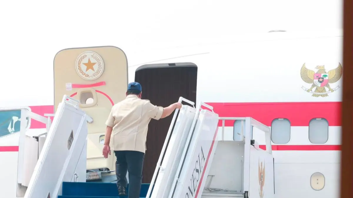 Prabowo saat akan berangkat ke Kalimantan siang (22/8/2026). Sumber: Antara News Jambi.