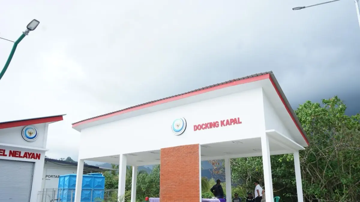 SARPRAS NELAYAN: Infrastruktur KNMP Pujiharjo, Kecamatan Tirtoyudo sudah rampung kemarin (21/8). Sudah beroperasi sejak 17 Agustus lalu.&nbsp;