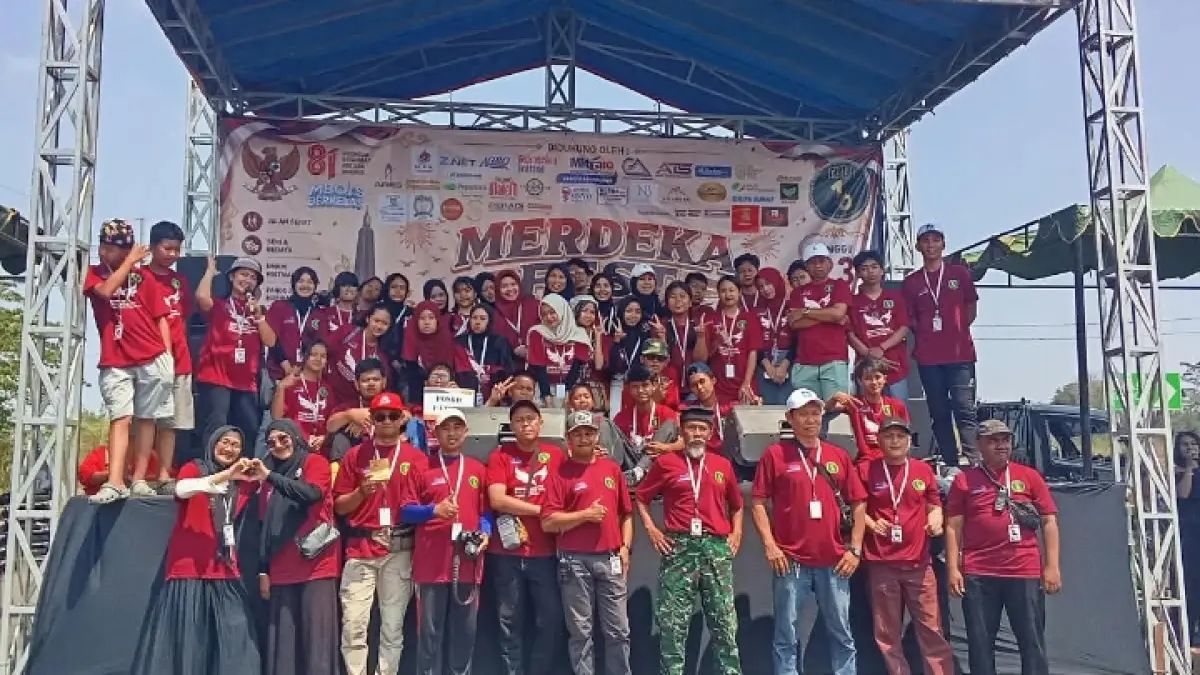 KOMPAK: Warga perumahan Bulan Terang Utama (BTU), Kelurahan Madyopuro, Kecamatan Kedungkandang, Kota Malang yang menggelar Merdeka Fest.