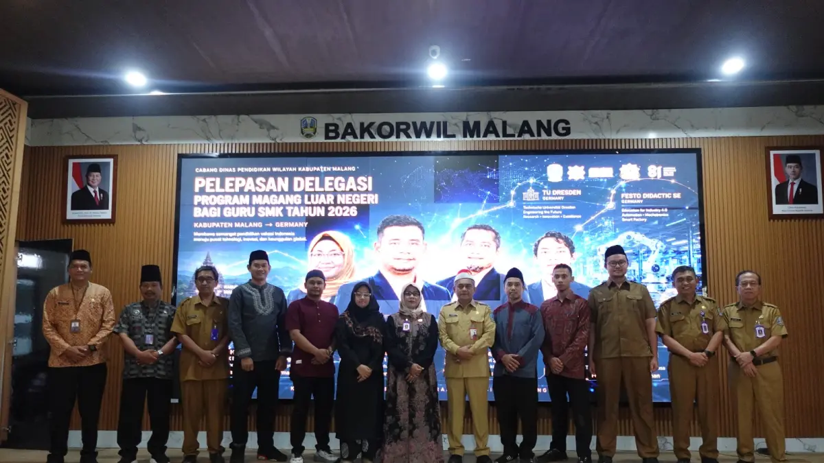 TERBAIK : Peringatan Maulid Nabi Muhammad SAW oleh Cabdindik Kabupaten Malang di Aula Bakorwil Malang, Senin (24/8).