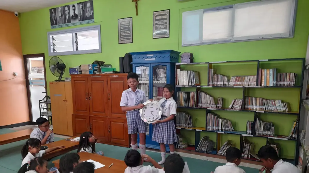 Berebut Ketua Jurnalistik, Siswa SD di Malang Pakai Kamus hingga Jam Dinding untuk Kampanye