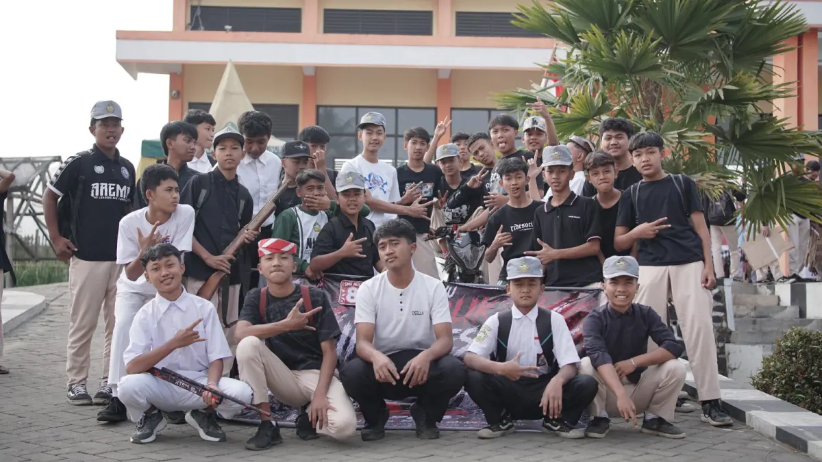 TERBAIK: Penampilan salah satu kelompok siswa SMK NUSA di Academic Carnival.
