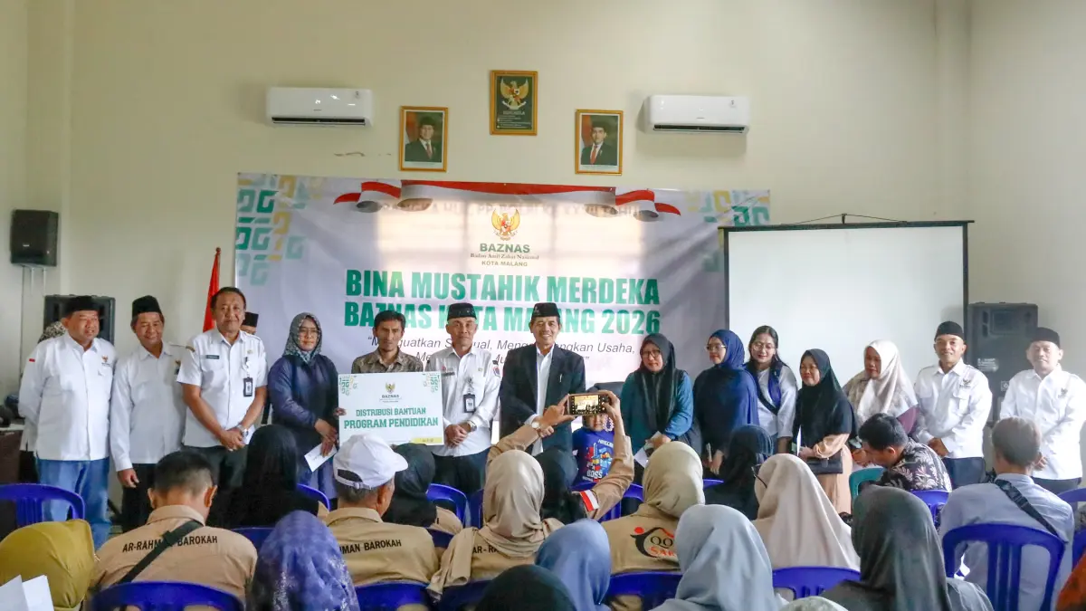 BAGI ILMU: Kegiatan Bina Mustahik Merdeka.
