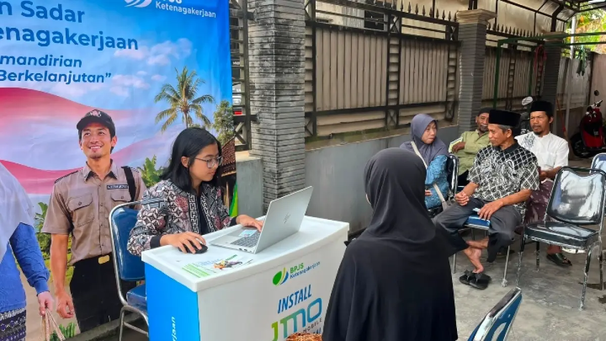LAYANAN PRIMA: BPJS Ketenagakerjaan Kantor Cabang Batu terus memperluas jangkauan perlindungan Jaminan Sosial Ketenagakerjaan melalui kegiatan Gebyar Gerakan Sadar Jaminan Sosial Ketenagakerjaan.