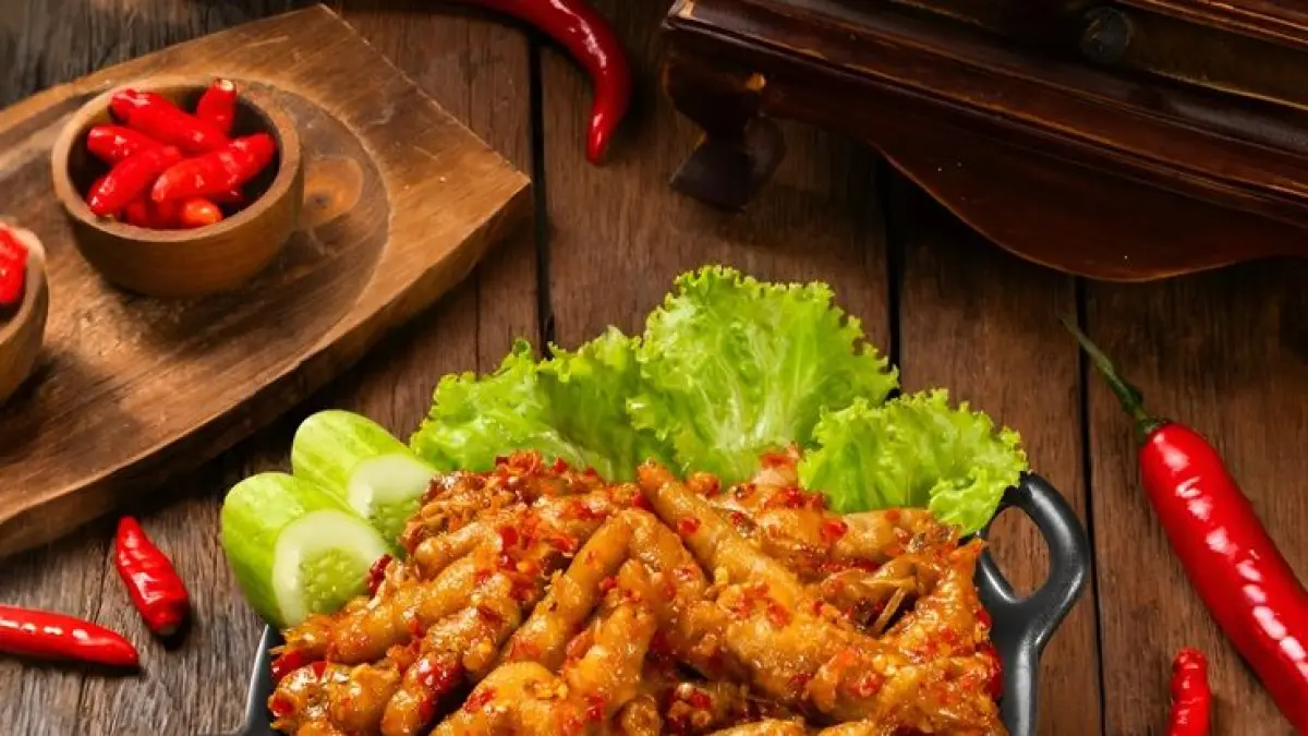 Mulai dari sayap, ceker, hingga jeroan yang ada di Kota Malang (sumber: pinterest @Creator MasBiyL)