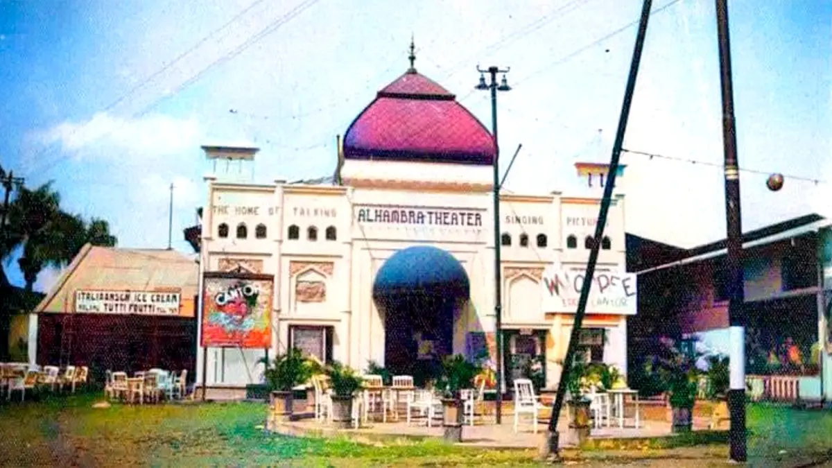 TEMPO DULU: Gedung bioskop Alhambra di simpang empat Jalan KH Agus Salim, Klojen, Kota Malang.