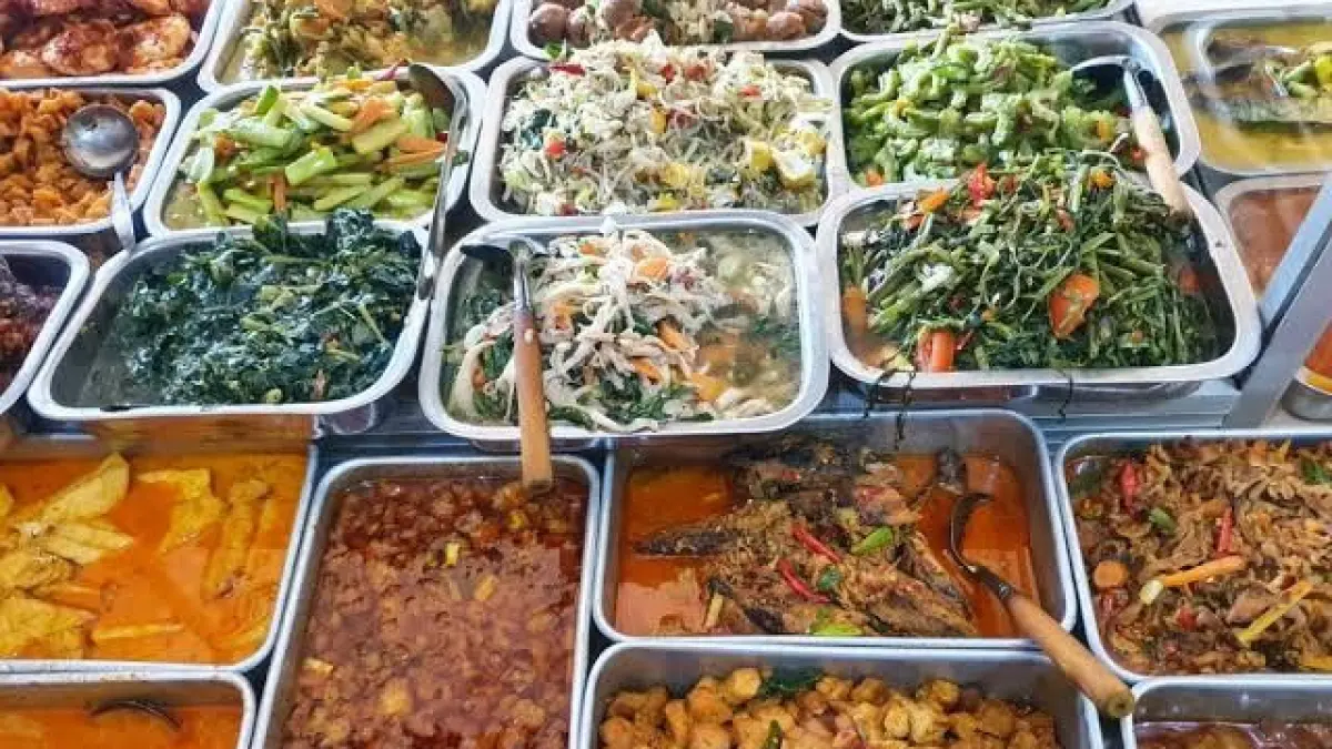 Warteg rekomendasi di Kota Malang (sumber: pinterest @US ssssji)