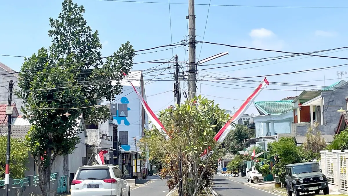 Akses Perumahan Griyashanta yang sebelumnya diblokade warga, mulai Kamis lalu (27/8) dibuka pemerintah.