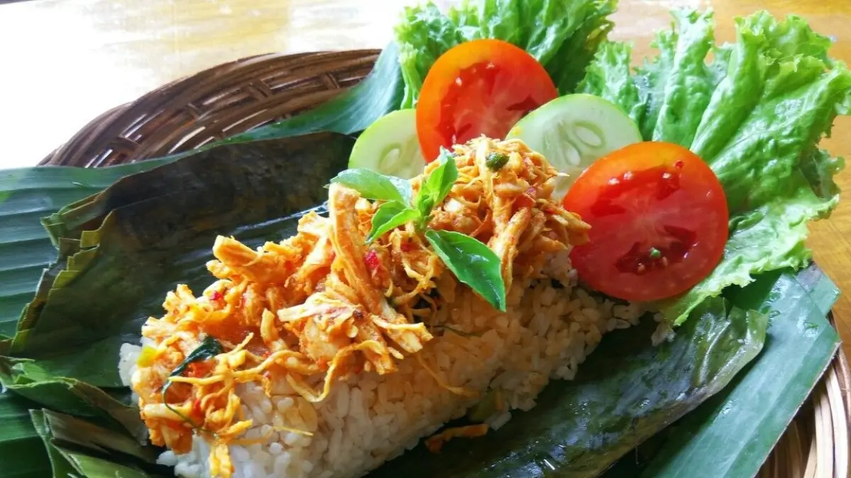 Nasi bakar dan nasi mandhi di Malang (sumber: pinterest @warung sehati prima)