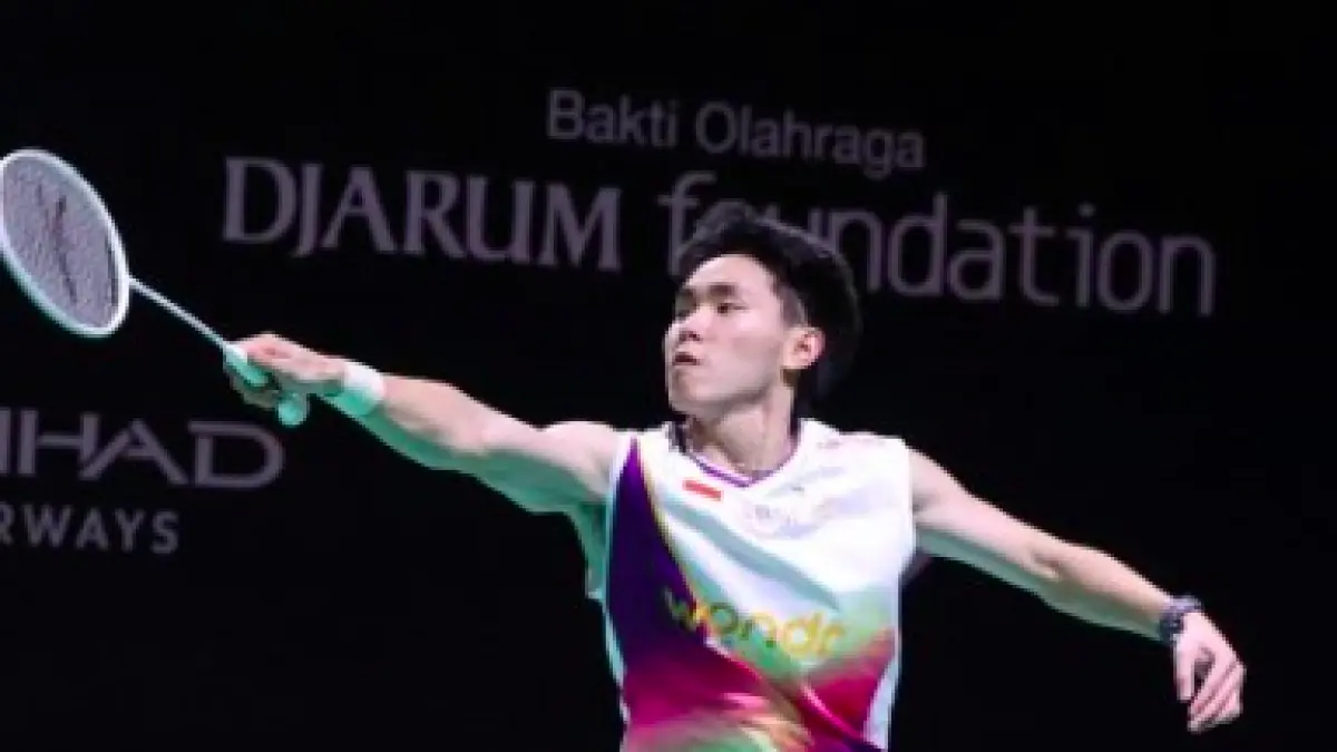 Atlet Bulu Tangkis Indonesia Nikolaus Jaoquin. Sumber: https://upload.wikimedia.org/wikipedia/en/b/b8/Nikolaus_Joaquin_at_Indonesia_Masters_2026.jpg?utm_source=en.wikipedia.org&utm_campaign=imageinfo&utm_content=thumbnail_unscaled