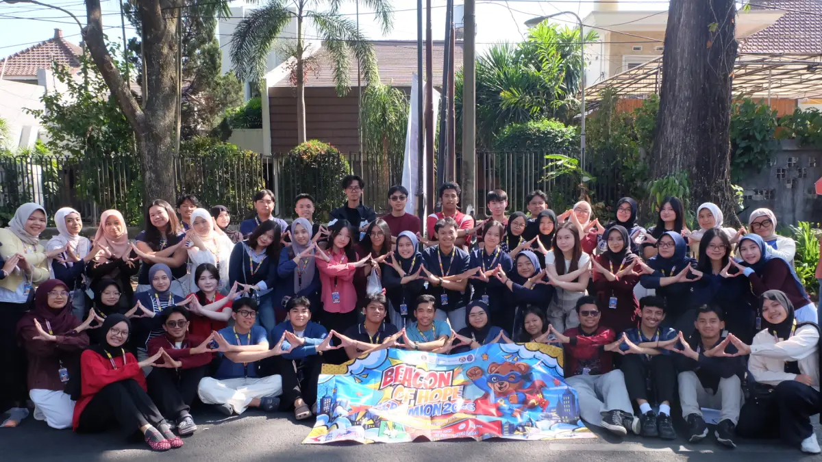 Volunteer ACROMION 2026 foto bersama di CFD Ijen.