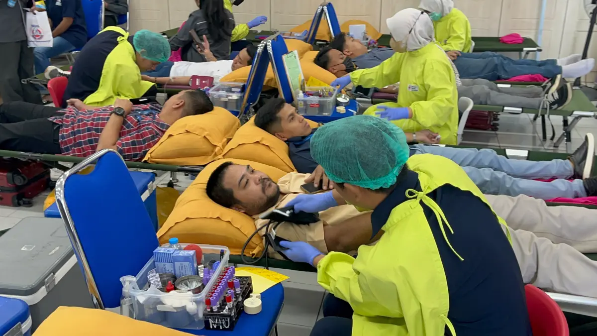 Semangat berbagi memenuhi Kantor Indomaret Jl. Mayjend Sungkono No. 99, Kota Malang, dalam kegiatan Donor Darah Indomaret Peduli Berbagi yang digelar Selasa (15/9/2026).