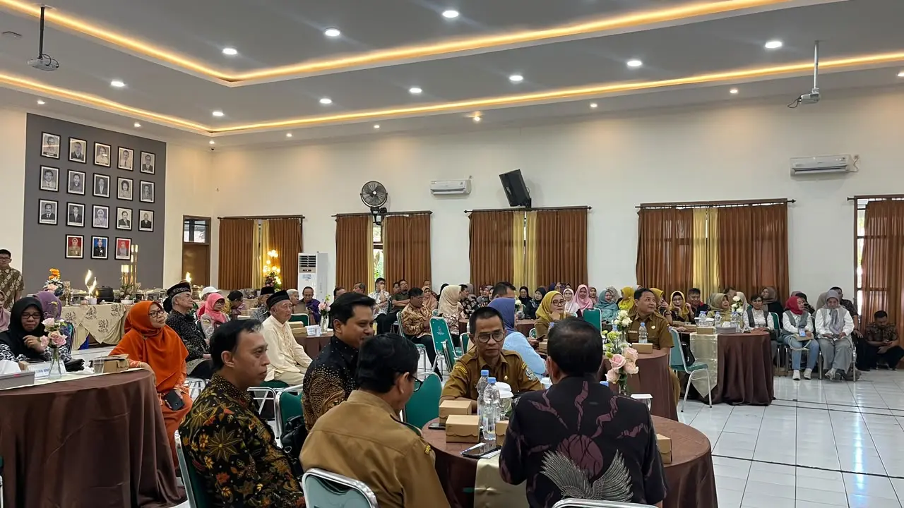 ANTUSIAS: Kehadiran seluruh tamu undangan dalam rangka HUT ke-61 SMAN 5 Malang, Selasa (15/9).