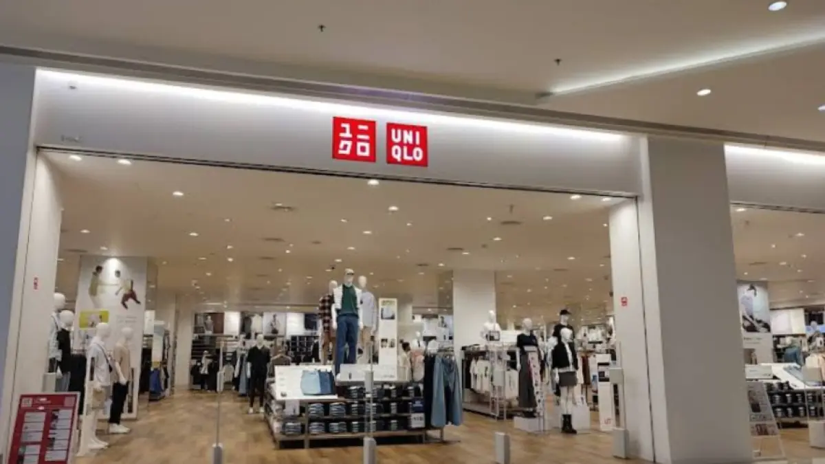 Uniqlo (Sumber : Google Maps @Claire)