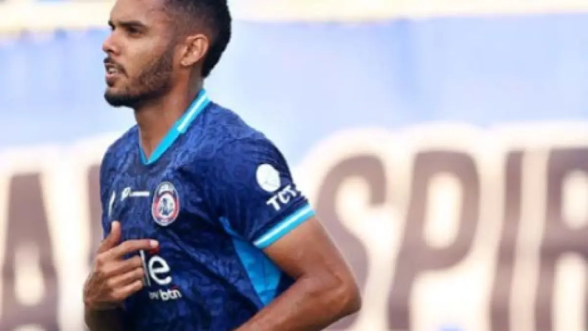 SALING SUPPORT: Careca merayakan gol ke gawang Persik Kediri dalam laga BRI Super League pekan ke-3 di Stadion Kanjuruhan.