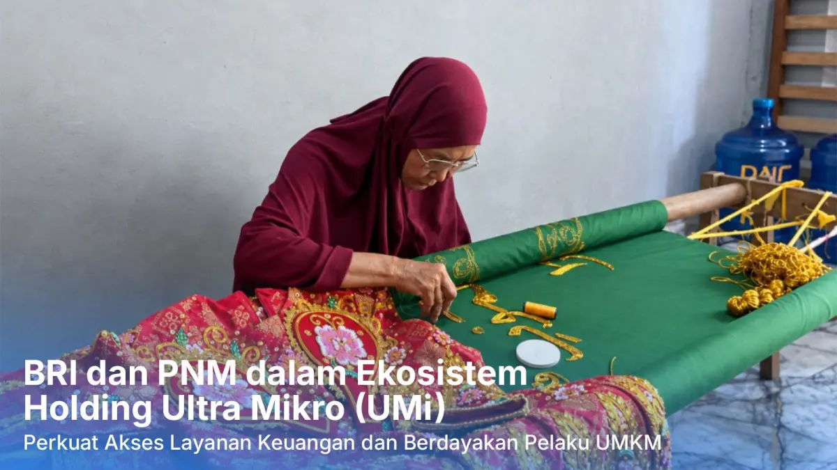 TELITI: Setiap tarikan benang dikerjakan dengan tangan dan tidak boleh terburu-buru agar hasilnya rapi.