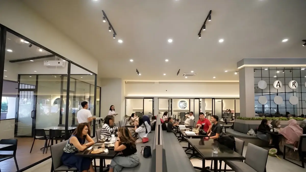 Area indoor Arte Coffee & Eatery. (Instagram/@artecoffeeeatery)