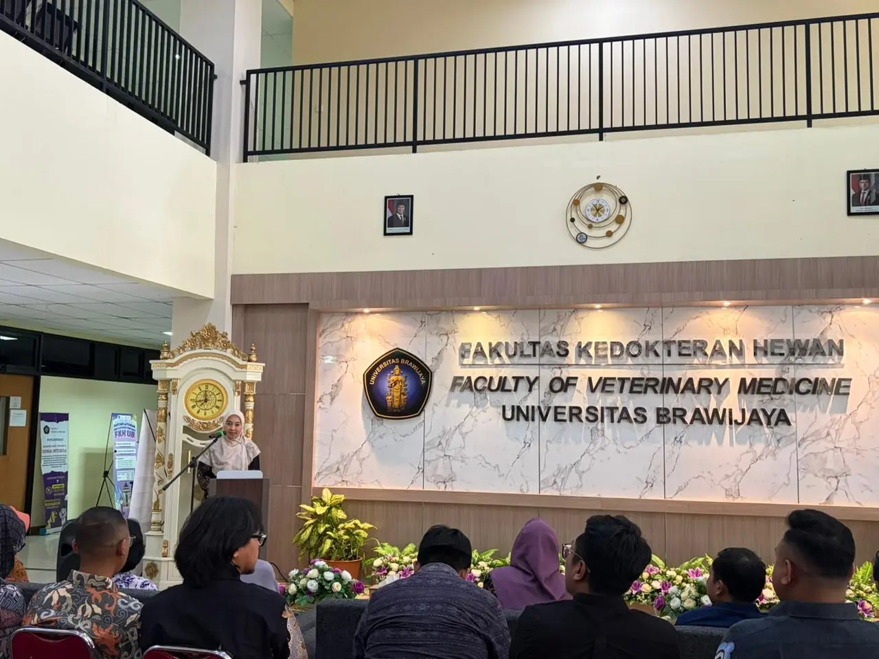 drh. Dyah Ayu Oktavianie AP., M,.Biotech., AP. Vet (Dekan FKH UB)