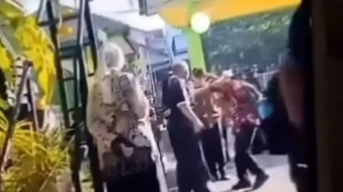 Suasana di lingkungan SMPN 18 Kota Malang usai dugaan kekerasan terhadap siswa mencuat, Jumat (25/9/2026). (Dok. Facebook/Infomalangan))