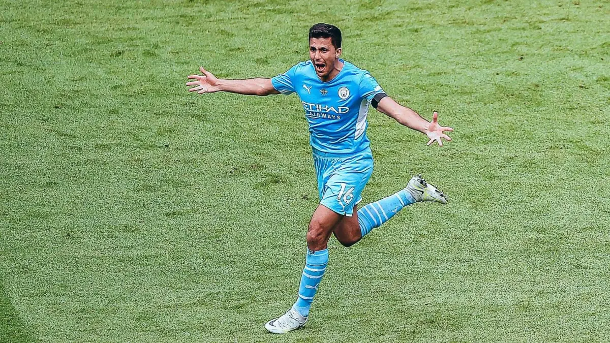 Rodri dalam sebuah pertandingan saat berseragam Manchester City. Sumber: website/mancity.com