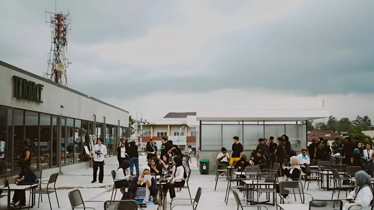 Area outdoor Terrace Malang. (Instagram/@terrace.mlg)