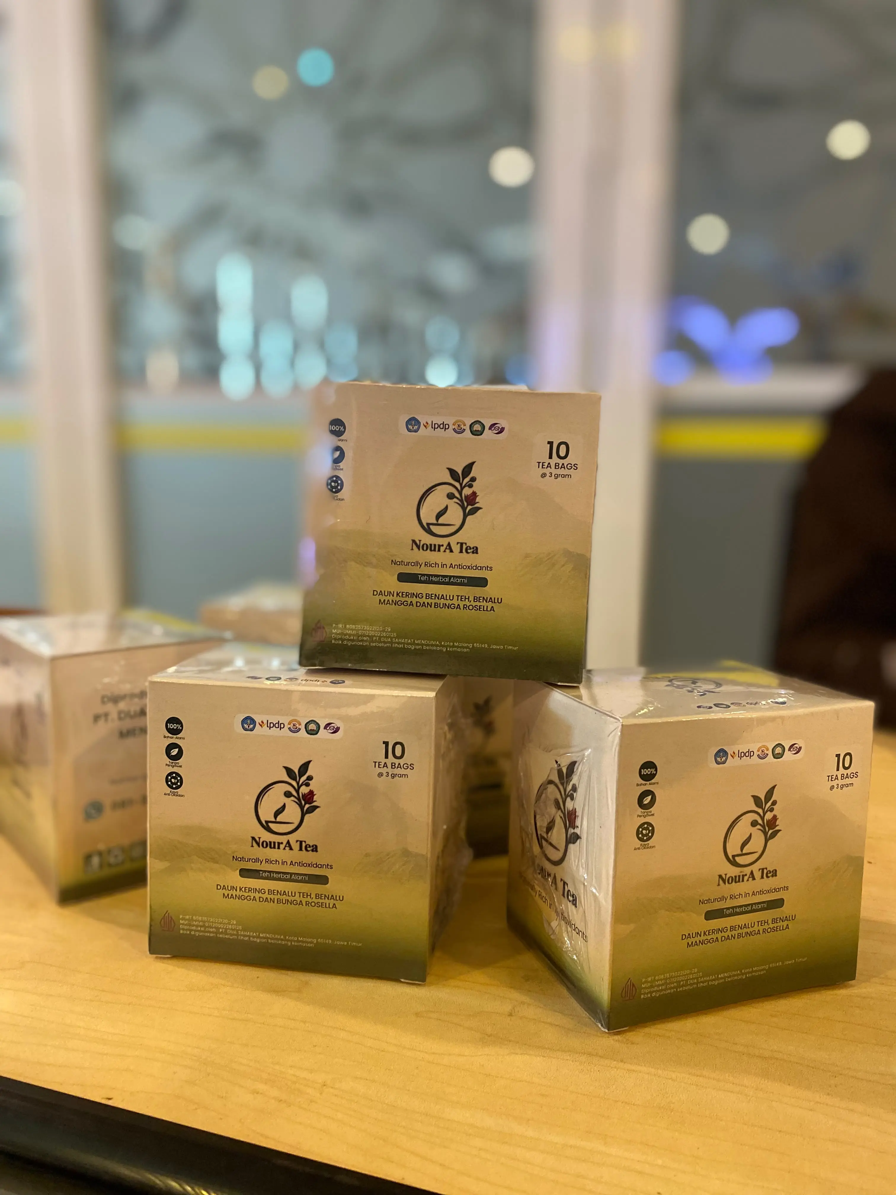 NourA Tea, minuman herbal yang kaya akan antioksidan.