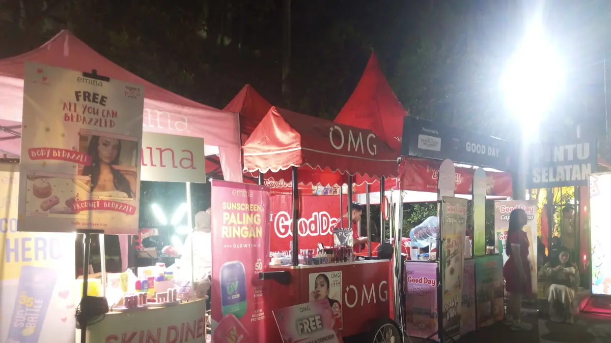 Booth OMG, salah satu tenant di Konser Pita Kita 2026. (Sumber: Admin)