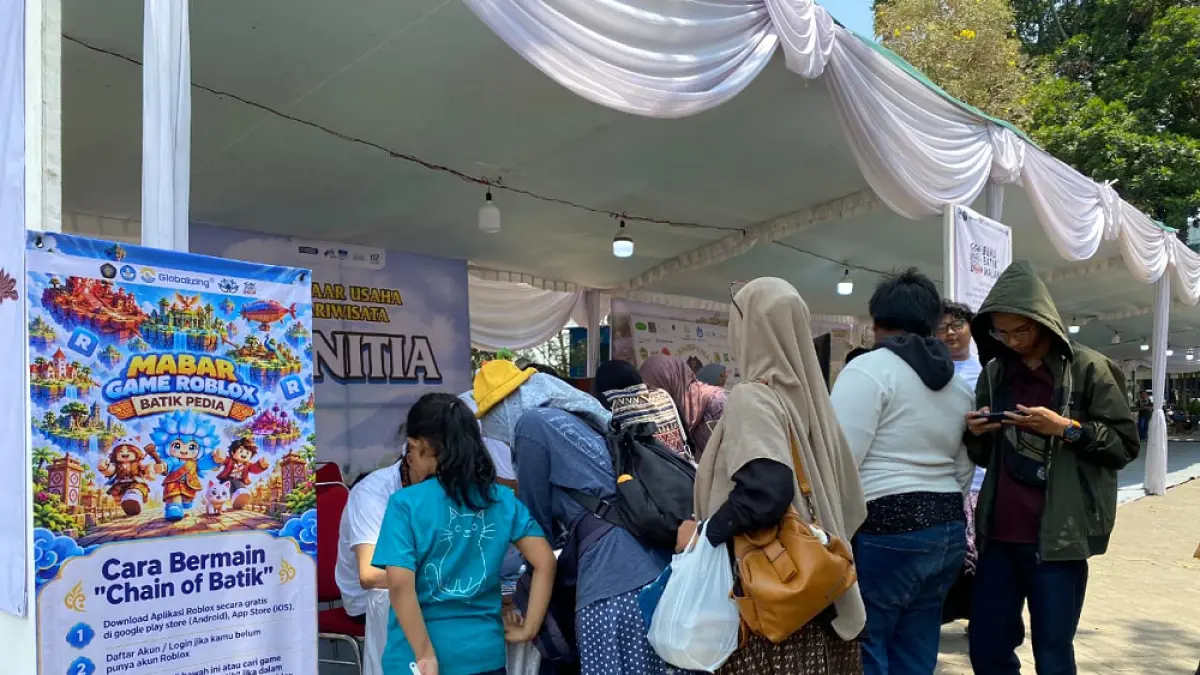 Antre mengikuti Mabar Game Roblox di Alun-Alun Merdeka Malang.