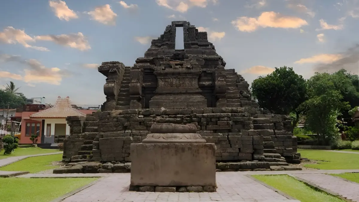 Candi Jago, Kabupaten Malang. (Geffira Qowlam Fadilla/Google Maps)