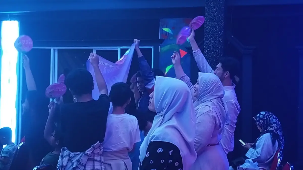 Sejumlah keluarga pendukung finalis Duta Kebudayaan Cilik dan Remaja Malang. (Sumber: Admin)
