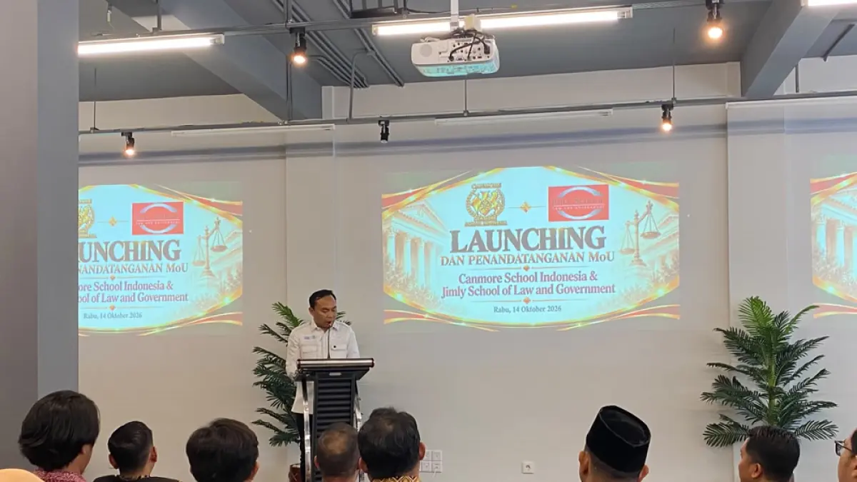 KOLABORASI: Wakil Wali Kota Malang Ali Muthohirin menyampaikan sambutan.