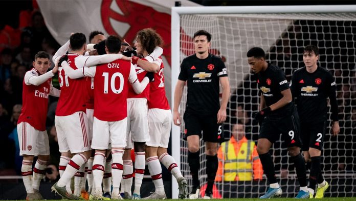 Pemain Arsenal merayakan gol ke gawang Manchester United. Foto: premierleague