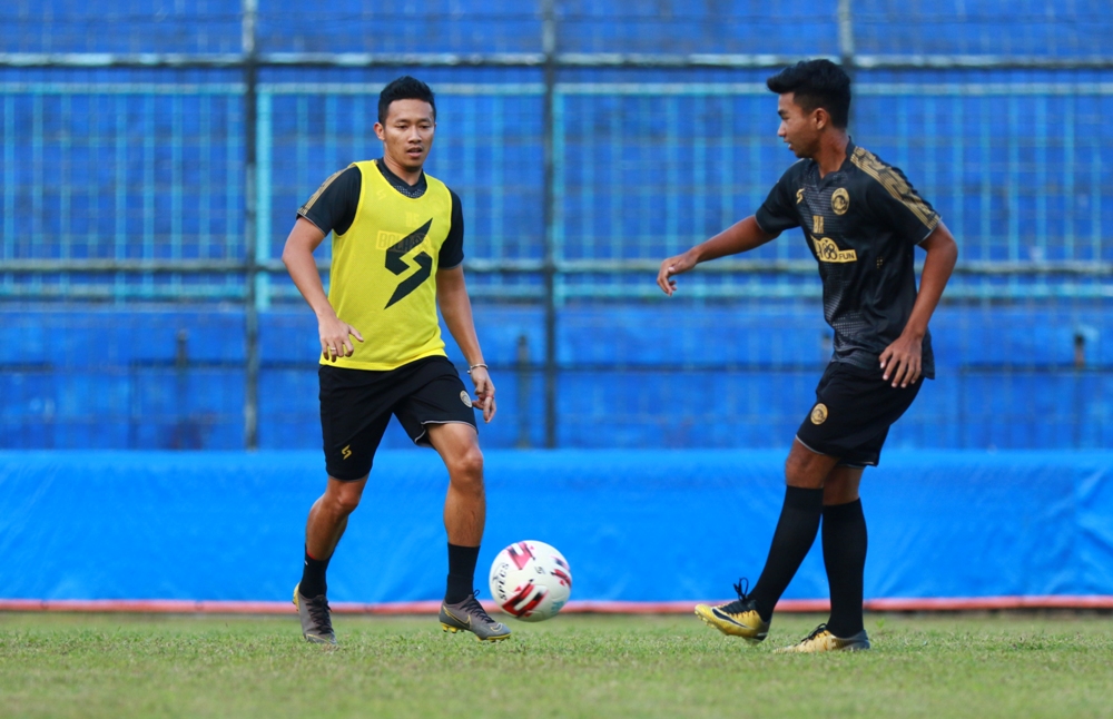 Pemain Arema FC saat berlatih di Stadion Kanjuruhan, belum lama ini. Foto: Rubianto/Radar Malang
