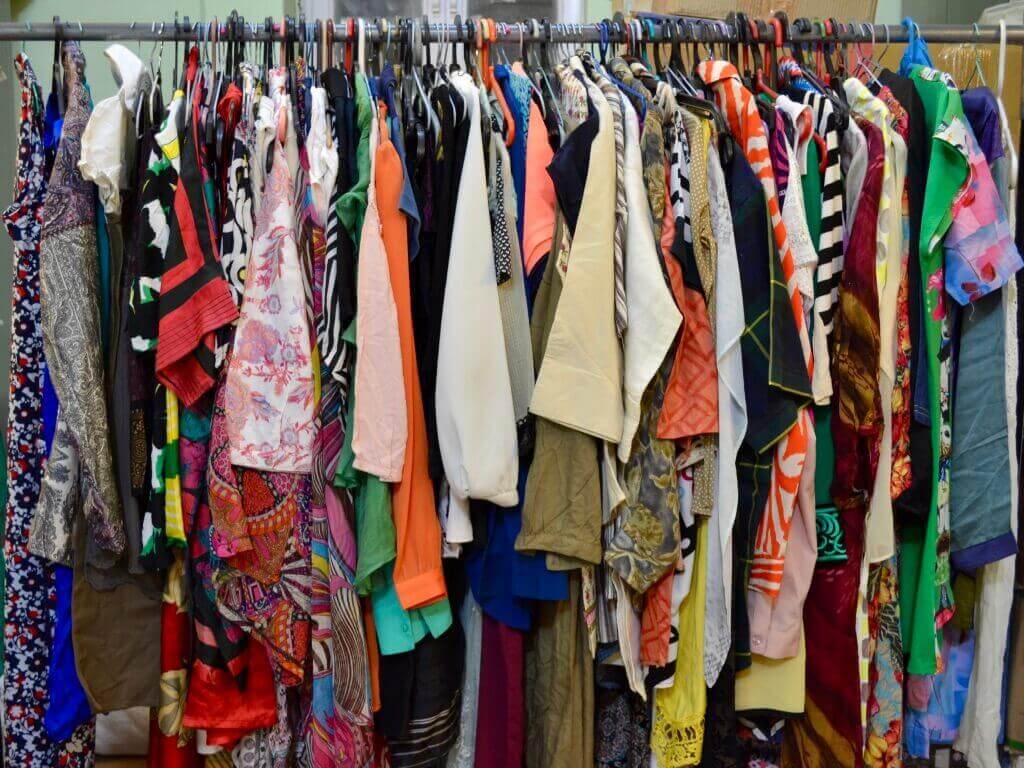 Ilustrasi thrift shop (ussfeed)