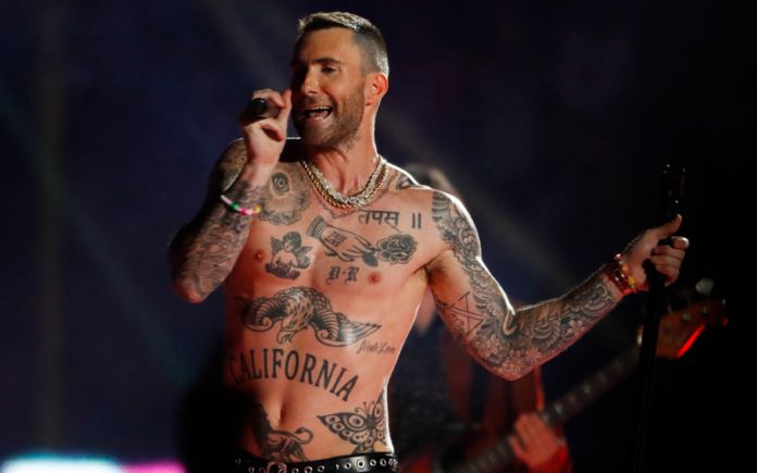Frontman Maroon 5, Adam Levine. (metalheadzone)