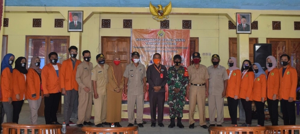 Mahasiswa STIKes Kepanjen mengikuti Kuliah Kerja Nyata (KKN) Tematik Covid-19. (Istimewa)