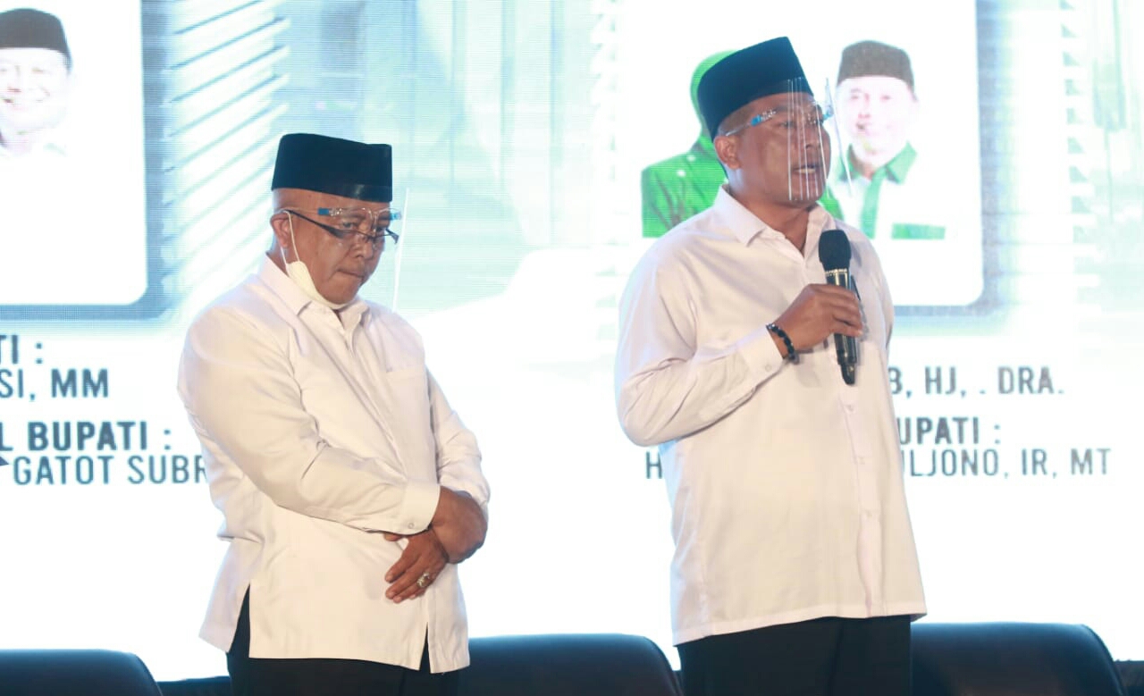 Pasangan calon Bupati dan wakil bupati Malang, Sanusi (kiri) dan Didik Gatot Subroto (Rubianto / Radar Malang)