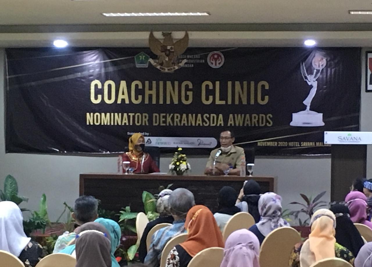 Suasana coaching clinic untuk 28 nominator Dekranasda Award (Andika Satria Perdana / Radar Malang)