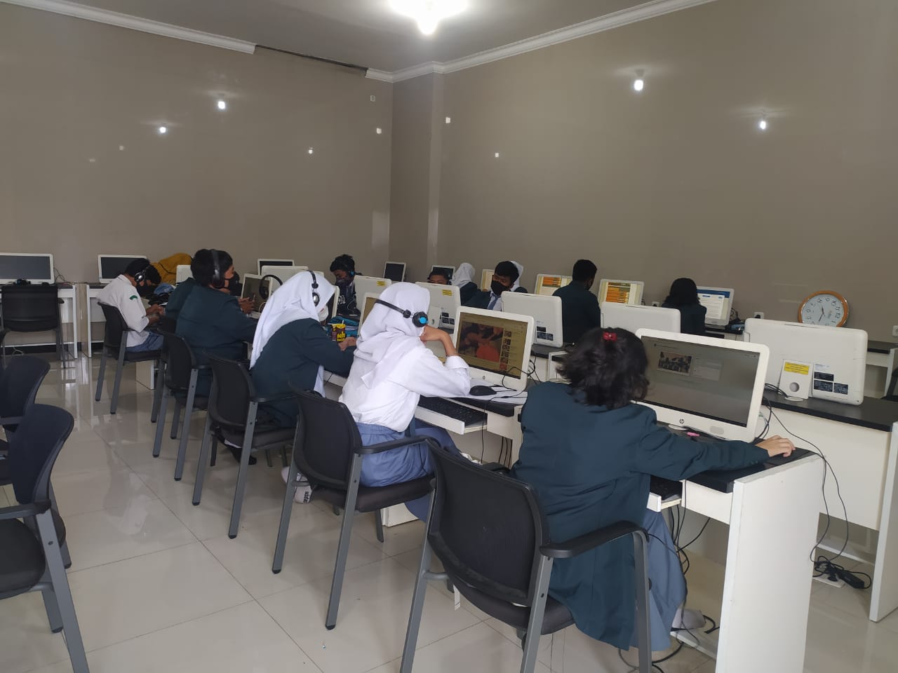 Ilustrasi pelajar SMA di Kota Malang dok JPRM)