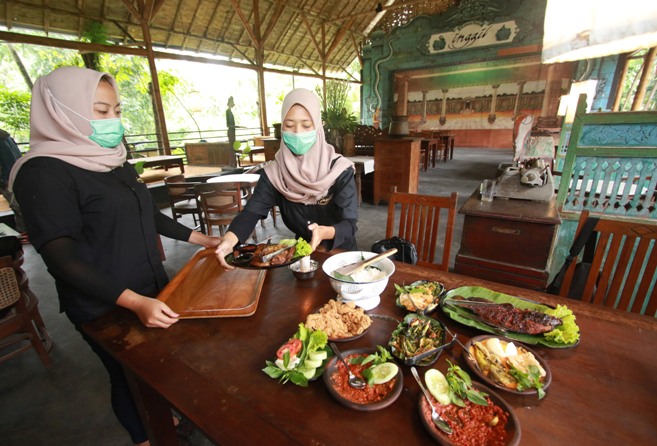 Ilustrasi resto yang kembali melayani pengunjung (dok JPRM)