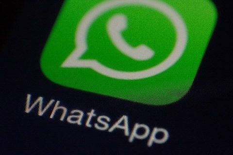 Pembaruan WhatsApp akan mengusung pemindai wajah dan sidik jari (Pinterest)