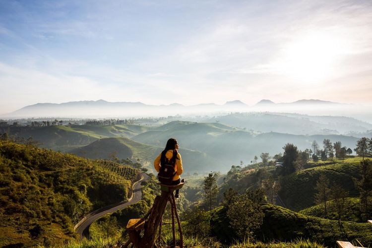 Ilustrasi tempat wisata yang bisa bikin para jomblo enteng jodoh. (sumber:kemenparekraf)
